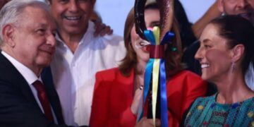 Claudia y Andrés Manuel ignoran a Ebrard